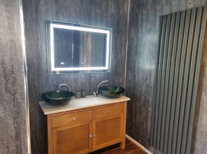 Stunning 1 Bedroom Lodge