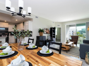 Accessible 3Bd Condo Close to Disney Storey Lake Orlando 208 3180