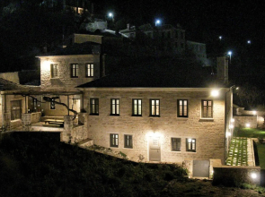 Apeiros Chora Hotel