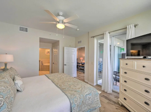 Luxury Golf Villa in Beautiful Lely Resort w/ Pool