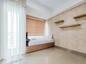 Cozy Stay Studio Room Apartment At B Residence