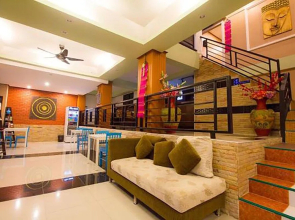 Naiharn Retreat Resort