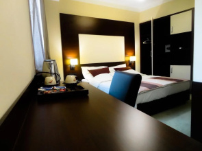 Golden Star Hotel