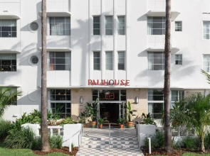 Trouvail Miami Beach Hotel