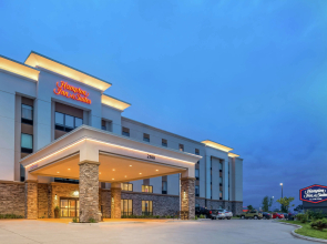 Hampton Inn & Suites Ames