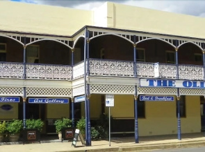 The Old Vic Inn