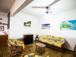 FL023 6 Bedroom Holiday home By Senstay