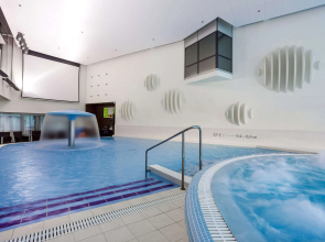 Отель Park Inn by Radisson Meriton Conference & Spa Tallinn