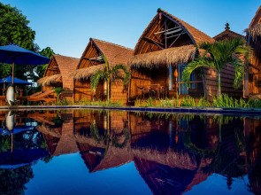 Sundi Ocean Bungalow by ABM