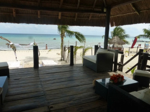 2 bedroom Beach Front property