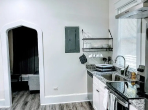 Walk to Duke Campus 1 Bedroom in Trinity Park