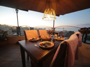 Artefes Hotel Old City