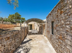 Il Trullo di Erna by BarbarHouse