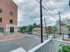 Historic Downtown Gem - Walk to Everything!