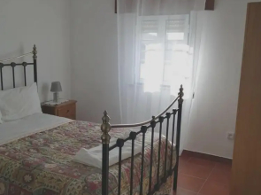 House With one Bedroom in Condeixa-a-nova, With Wifi
