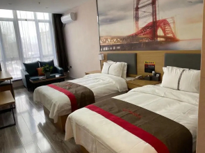 Jun Hotel Xinjiang Urumqi Shuimogou District Shanshuiyayuan