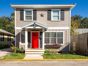 1 Fletcher Ln