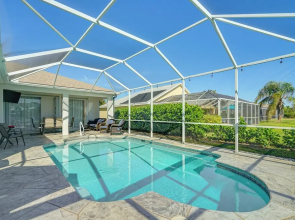 Sunny Fort Myers Home w/ Heated Pool!