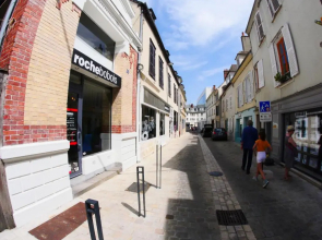 Coeur de ville, joli 2 pieces au 1er étage, Wifi !