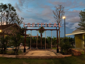 Loftpical Resort
