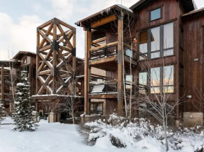 1 Bedroom Condo with Spa - Silver Baron Lodge 1 Condo