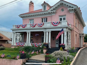 The Pendleton House Bed and Breakfast