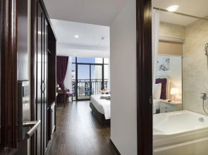 Bonjour Nha Trang Hotel