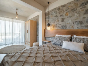 Naxos Privilege Villas