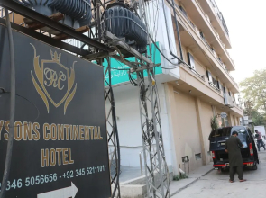 Rysons Continental Hotel