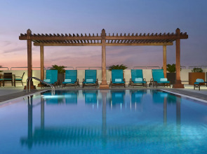 Hilton Garden Inn Dubai Al Mina Hotel