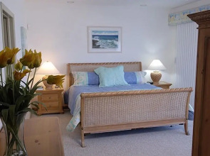 Castaway Cove