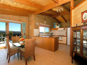 Johanna Green Holiday House