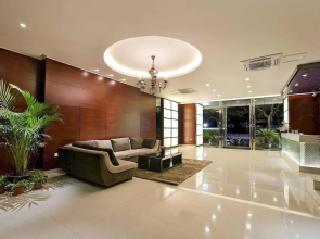 Hanting Express Nanjing Longjiang Dinghuaimen Street