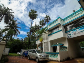 Seashell Beach Resort