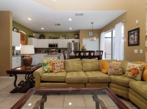 7 Bedrooms Perfect For Large Families Or Groups!