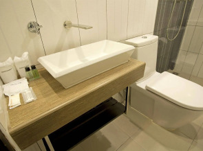 Wiz Hotel