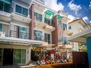 Tropical Sands Guesthouse