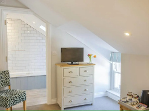 Plume Of Feathers B&B