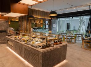 Отель Al Khoory Courtyard 