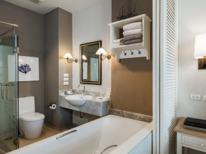 Sugar Marina Hotel Nautical, Kata Beach