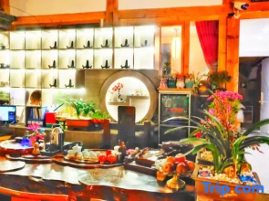 Auspicious Sign Jiayuan Light Luxury Garden Homestay (Lijiang Ancient City Mufu Branch)