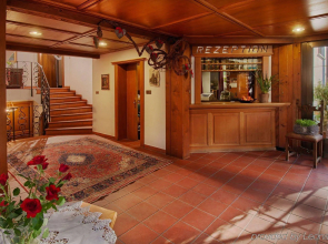 Hotel Auren