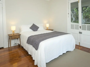 Royal National Park Cottages
