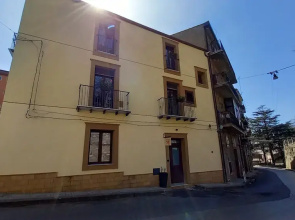 Cantunera Sicilian Room