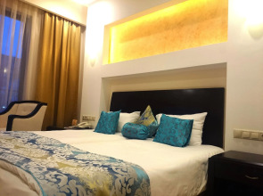 Отель The Crown