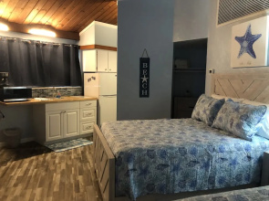 Kon Tiki Inn