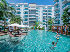 Курортный отель Fishermen's Harbour Urban Resort