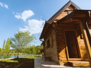 River huts Zrmanja