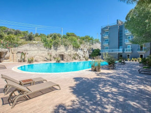 AEGEAN Apartments - Marina & Chios Island View