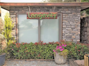 Assos Longevity Hotel